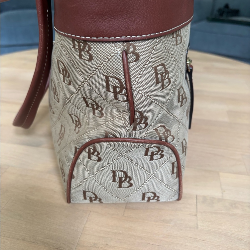 VTG Y2K 90s Dooney & Bourke Medium East/West Monogram Logo Shoulder Canvas Tote - Picture 6 of 10